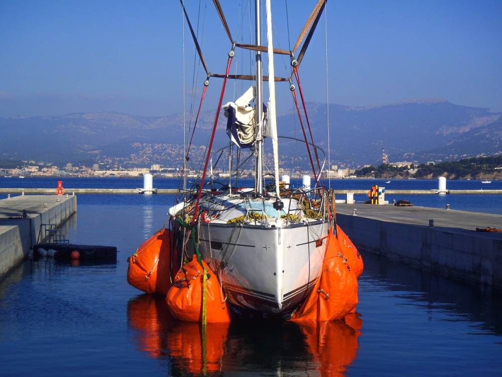 renflouement-renflouage-épave-applisub-remorquage-plongeur-scaphandrier-sinistre maritime