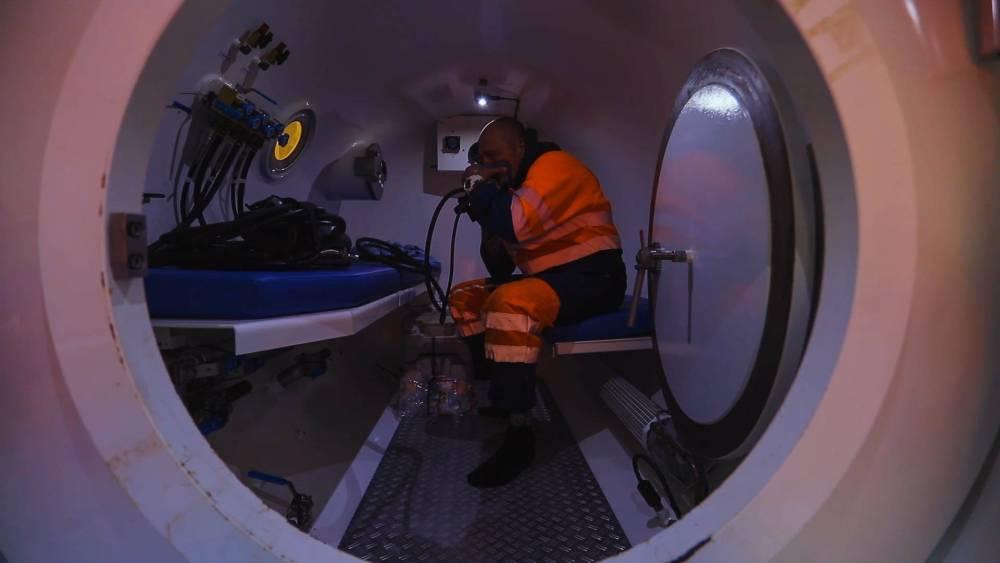 plongeur-scaphandrier-travaux sous marin-applisub-caisson hyperbare-infirmier hyperbare