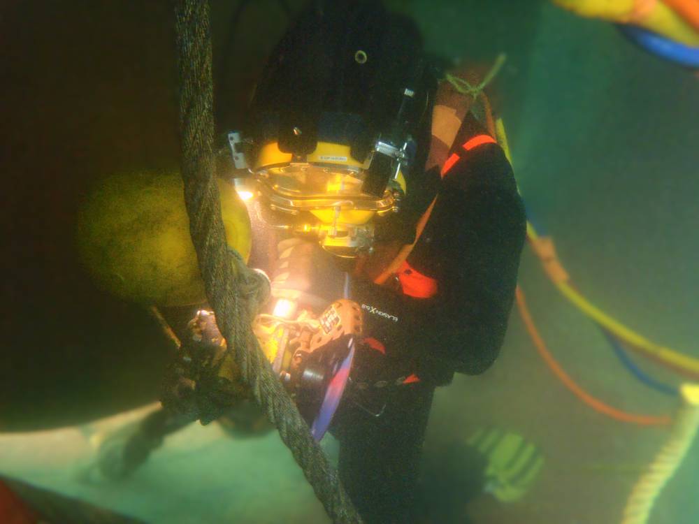 plongeur-scaphandrier-travaux sous marin-applisub