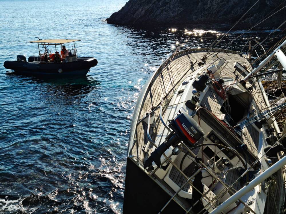 renflouement-renflouage-épave-applisub-remorquage-plongeur-scaphandrier-sinistre maritime