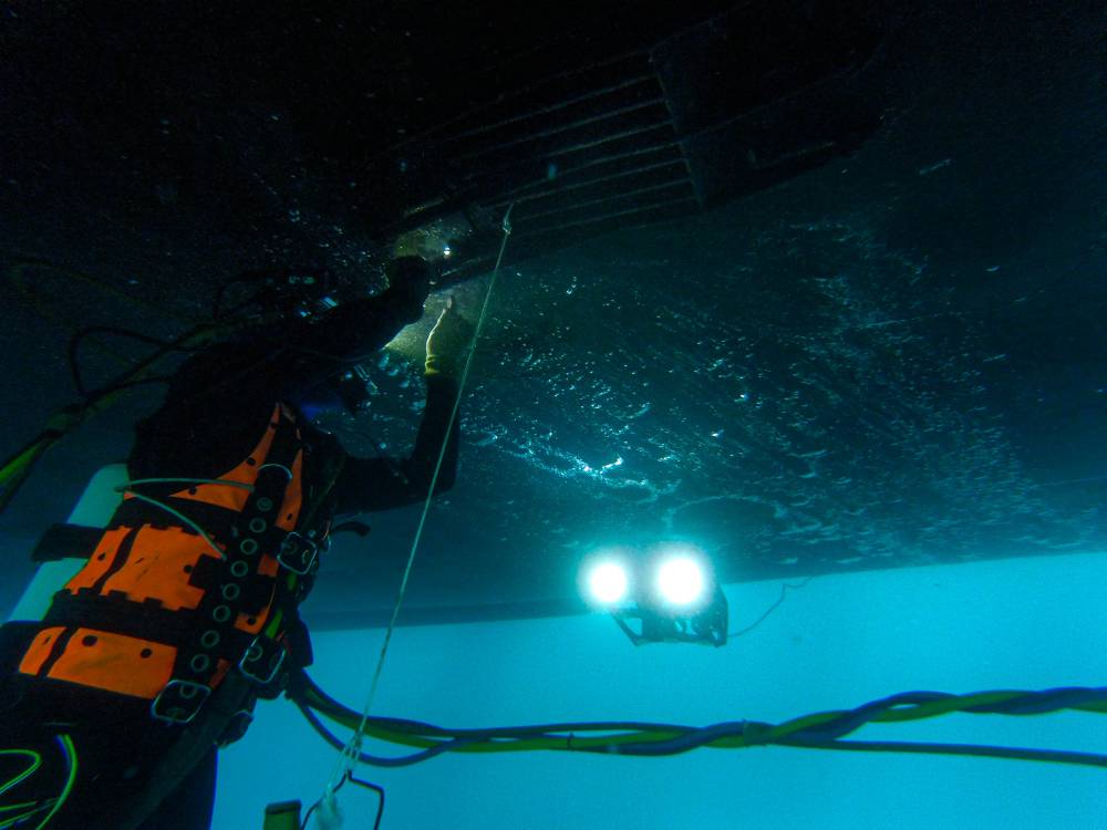 plongeur-scaphandrier-travaux sous marin-applisub-rov-robot sous marin